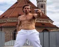 He has also maintained his abs in addition to collecting vast knowledge on perfume to appear shirtless in his posts.